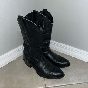 SOLD - Ariat Men's Heritage Western Boots Mens Size US 11.5D
